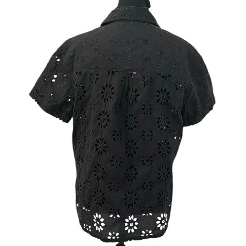 American Eagle Outfitters Black Eyelet Button Down Top(Size XS) - Picture 6 of 9